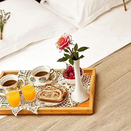 فيلة Boutique Pucinum بوزت