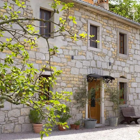 Vila Boutique Pucinum